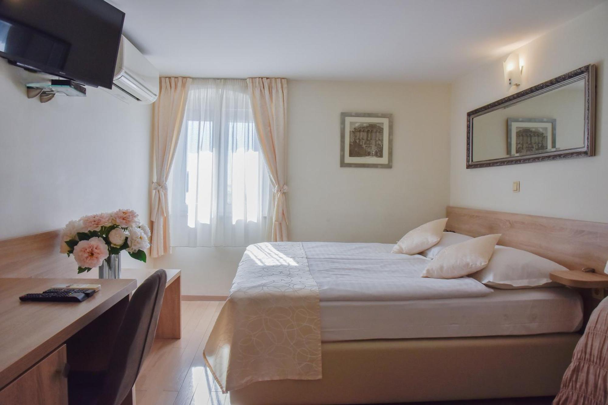 Hotel Kastel 1700 سبليت المظهر الخارجي الصورة